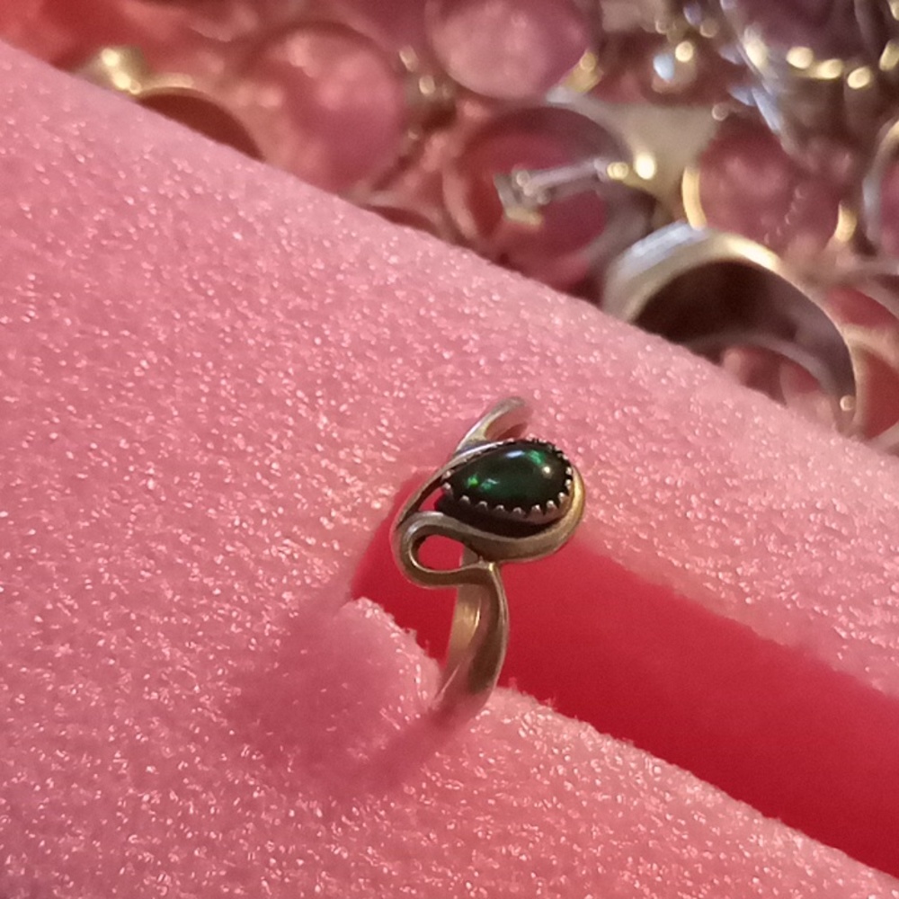 Fancy Ring - image 7